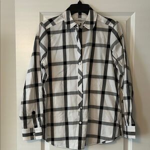 Foxcroft NYC Black, Tan, and White Plaid Women’s Shirt